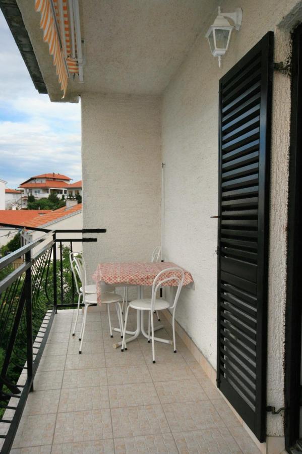 Apartments With A Parking Space Novi Vinodolski - 5514 Exterior foto